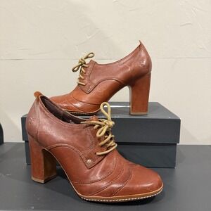 Frye Adrienne‎ Oxford Heels Leather Lace Up Brown Women's Size 8M